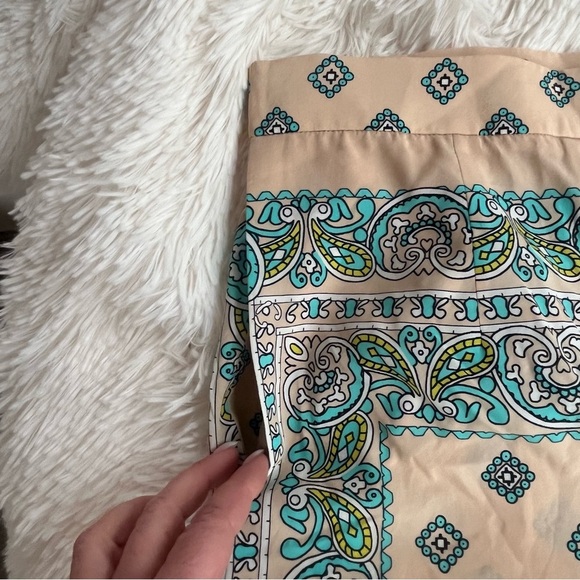 DKNY Silk Printed Pants Size 8 - Picture 3 of 9